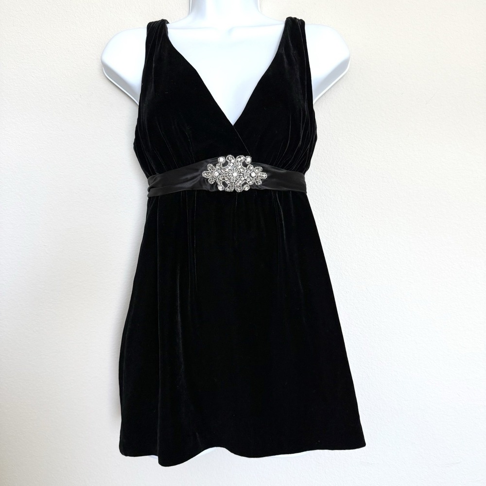 Vintage 90s Black Velvet Babydoll Top Womens Medium Jewel Broach Tie Back Fairy